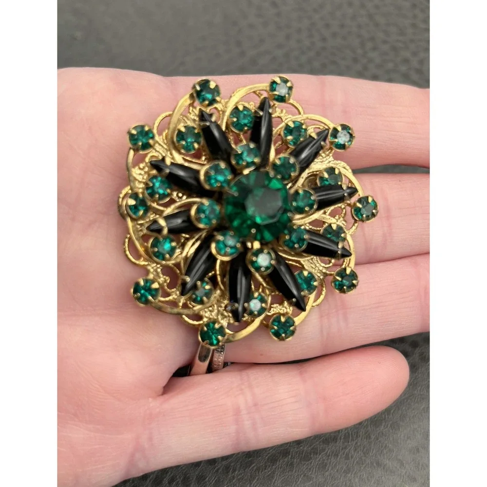 Vintage Faux Emerald Green Black Rhinestone Filigree Flower Dome Brooch